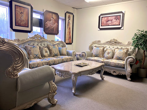 Luxury Traditional Sofa